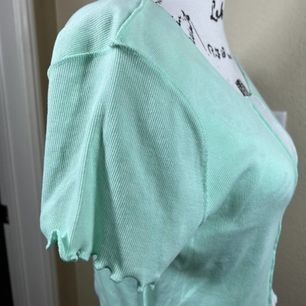 Aeropostale mint green  crop top lettuce hem baby tee top size L streetwear - Picture 11 of 16